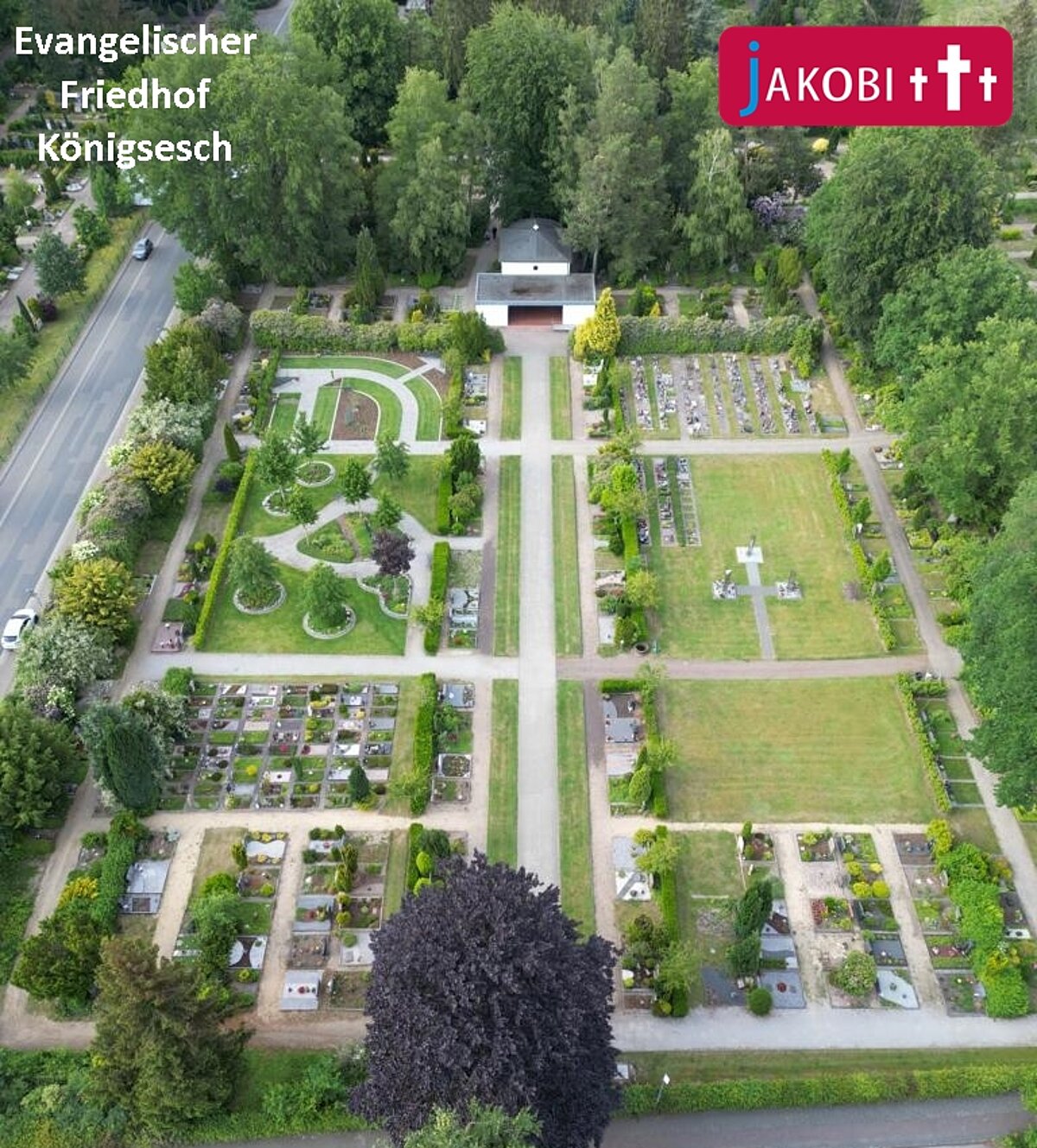 Drohnenaufnahme eines Ausschnitts vom Ev. Friedhof Königsesch der Jakobi-Gemeinde